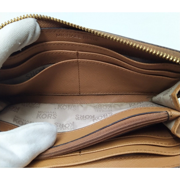 Michael Kors Brown Pebbled Leather Zipper Closure Credit Card Wallet - Picture 10 of 16